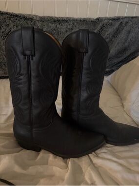 Sendra Black Leather Western Cowboy Boots with Stitched Shaft